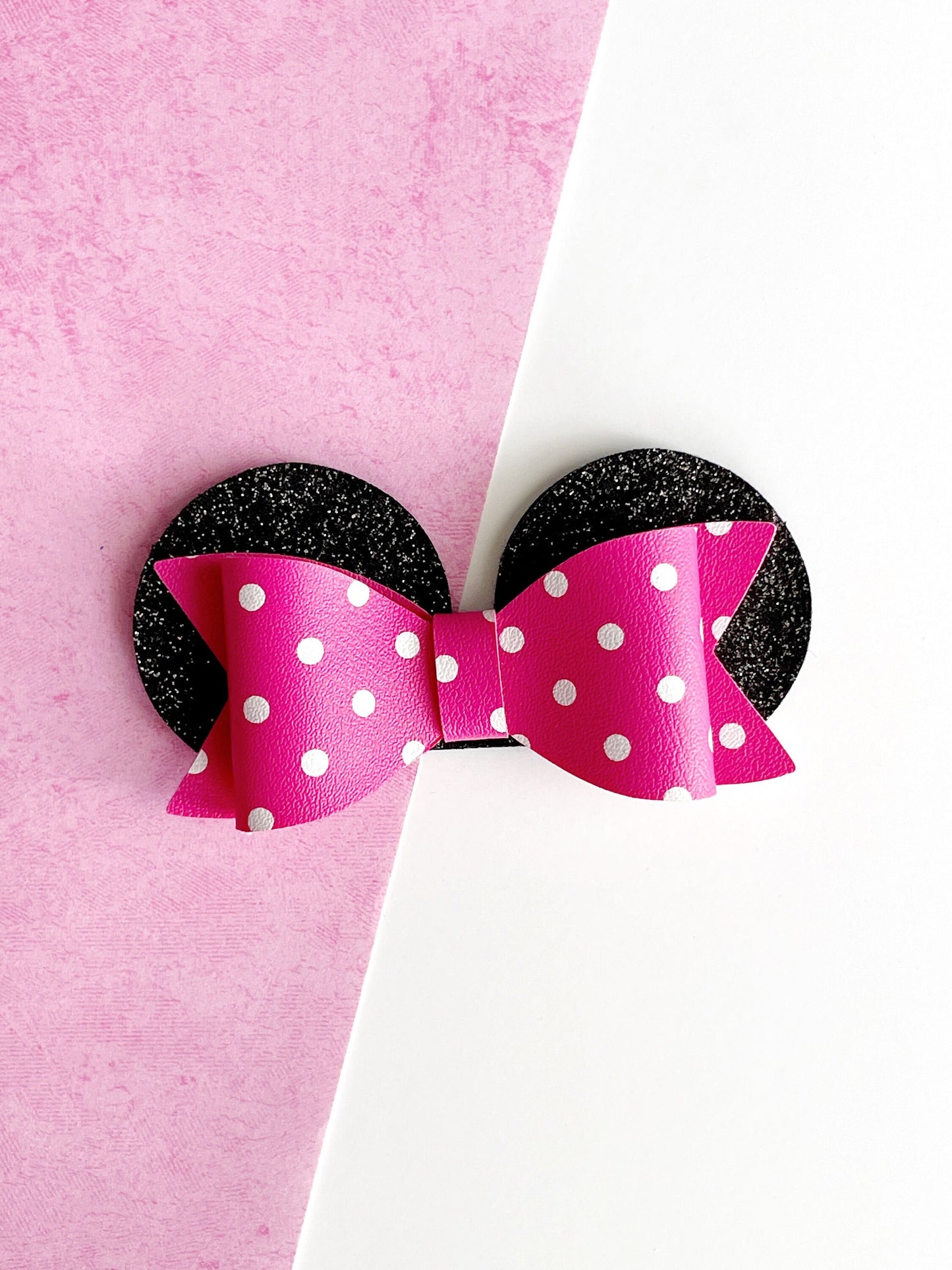 Pink Minnie Mouse Glitter Clip