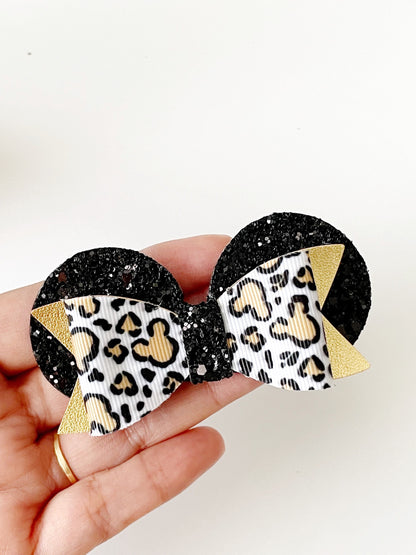 Minnie Mouse Ears Clip, Animal Kingdom Minnie Hair Clip, Safari Hair Bow, Disney Minnie Hair Clip, Animal Print Hair Clip, Minnie Mouse Bow