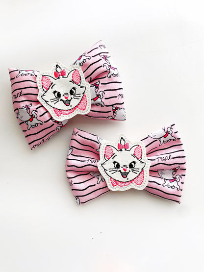 Marie Hair Bow; White Cat Marie Hair Clip; Walt Disney Hair Accessory; Handmade Inspired Bow; Disney Marie Bow; The Aristocats Hair Bow